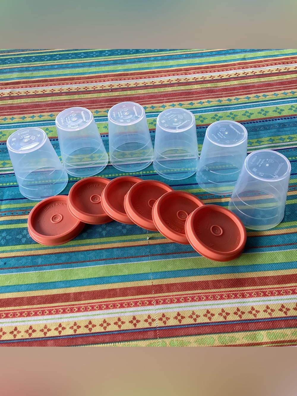 Tupperware Super Snack Set of 10 - 2 sizes in green and orange - Picture 2 of 5